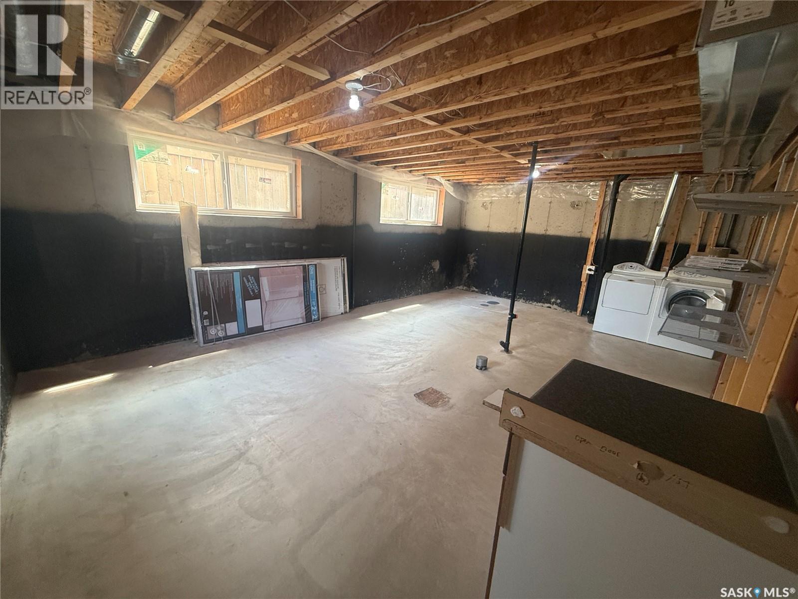 3102 37Th Street W, Saskatoon, SK - Indoor Photo Showing Basement