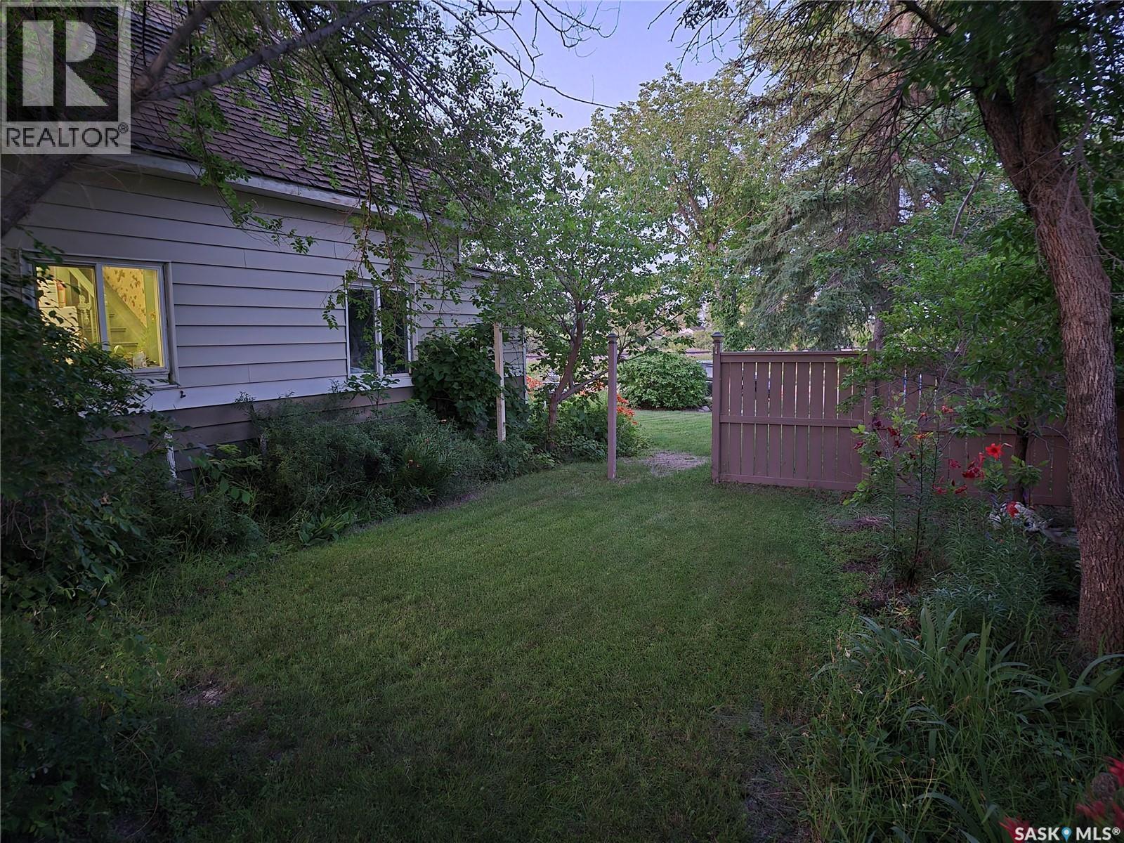 303 Edward Street, Radisson, SK - Outdoor