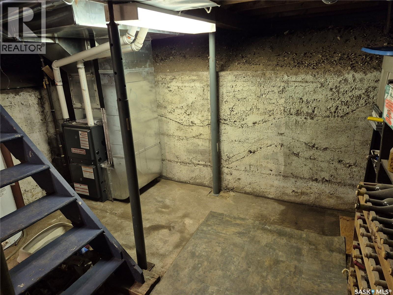 303 Edward Street, Radisson, SK - Indoor Photo Showing Basement