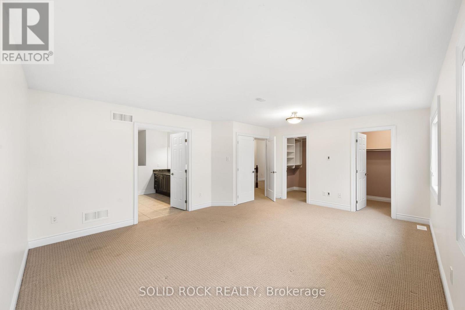 347 Bamburgh Way, Ottawa, ON - Indoor Photo Showing Other Room