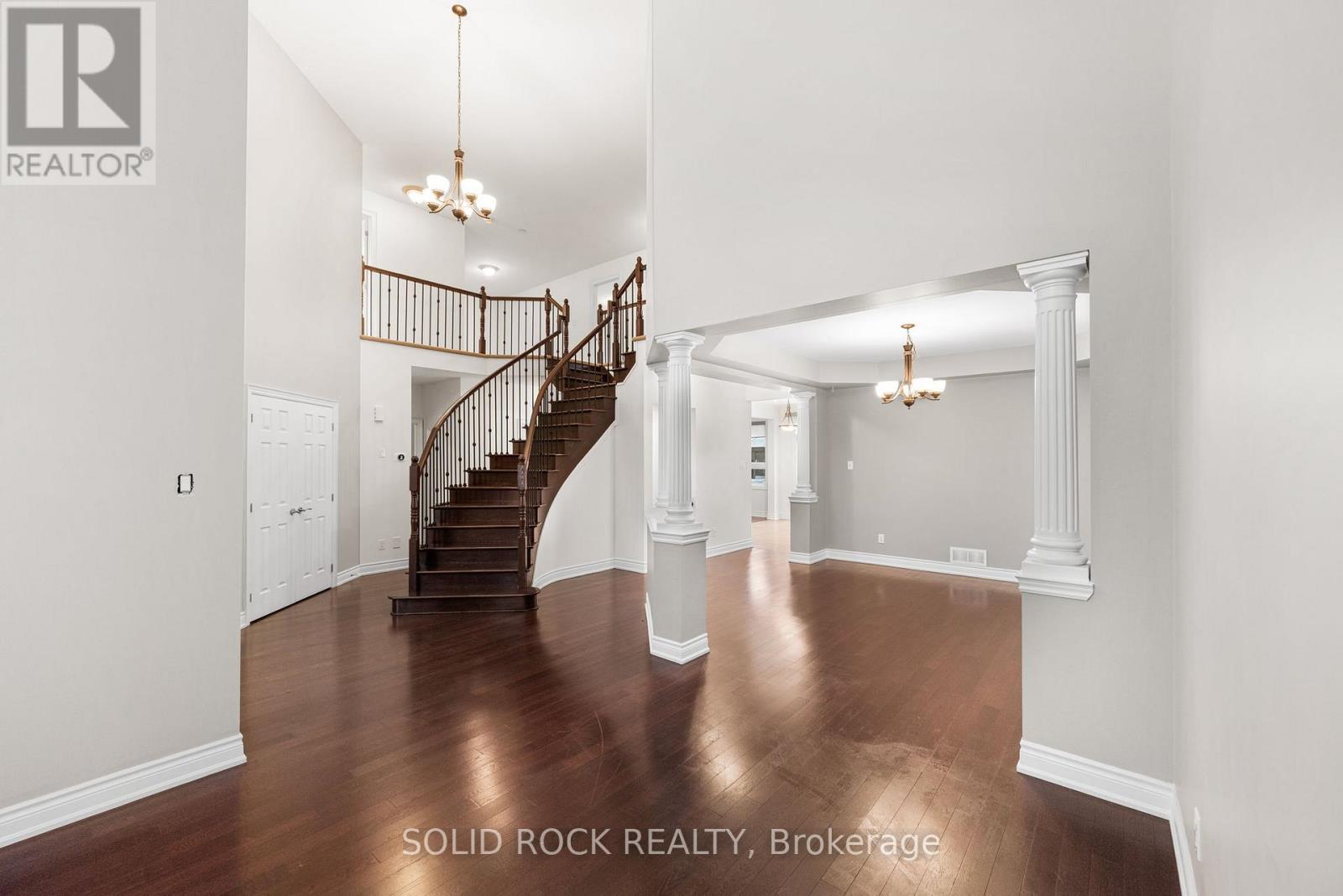 347 Bamburgh Way, Ottawa, ON - Indoor Photo Showing Other Room