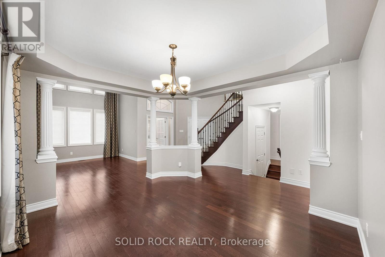 347 Bamburgh Way, Ottawa, ON - Indoor Photo Showing Other Room