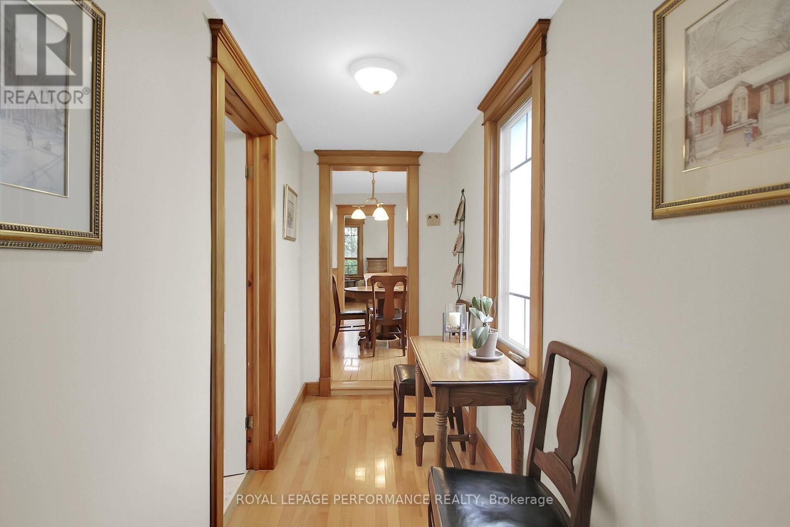 9374 Marvelville Road, Ottawa, ON - Indoor Photo Showing Dining Room