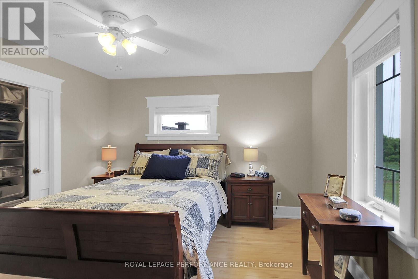 9374 Marvelville Road, Ottawa, ON - Indoor Photo Showing Bedroom