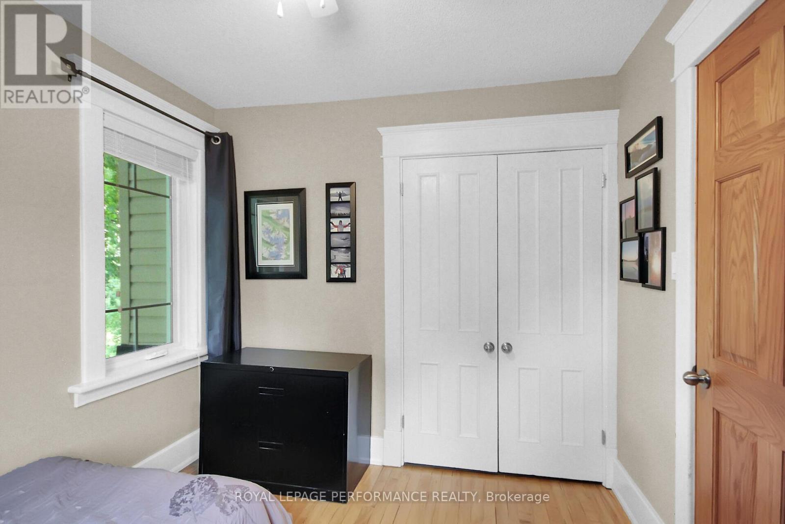 9374 Marvelville Road, Ottawa, ON - Indoor Photo Showing Bedroom
