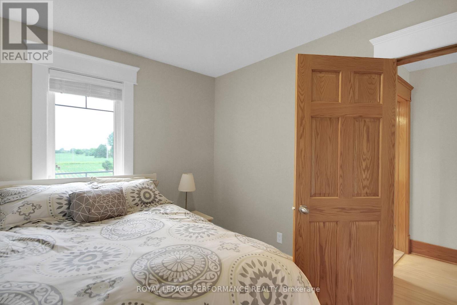 9374 Marvelville Road, Ottawa, ON - Indoor Photo Showing Bedroom