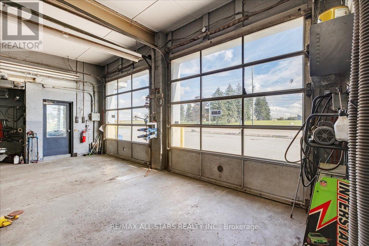 14806 Woodbine Avenue, Whitchurch-Stouffville, ON