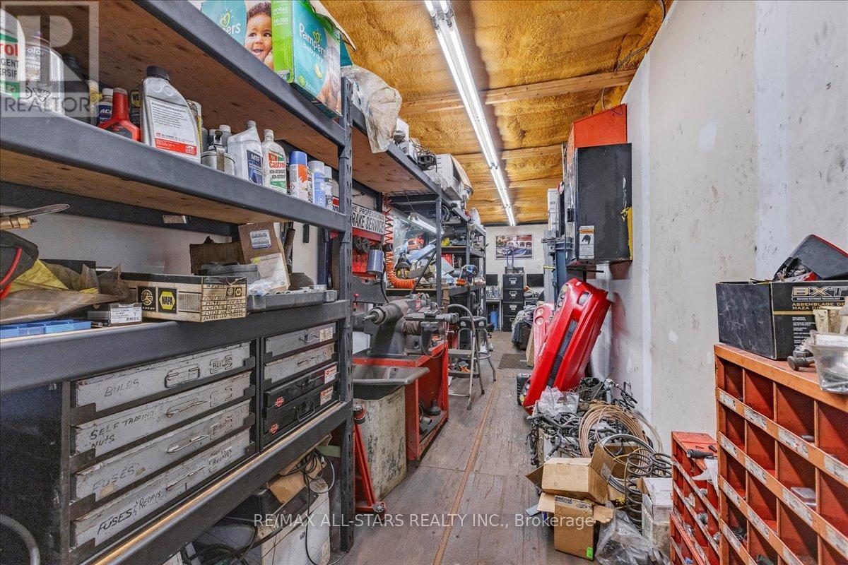 14806 Woodbine Avenue, Whitchurch-Stouffville, ON