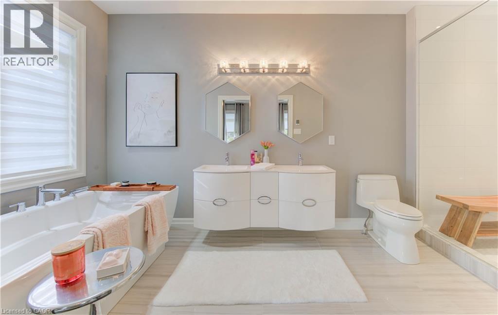 52 Edgehill Drive, Kitchener, ON - Indoor Photo Showing Bathroom