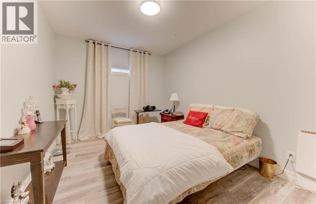 52 Edgehill Drive, Kitchener, ON - Indoor Photo Showing Bedroom