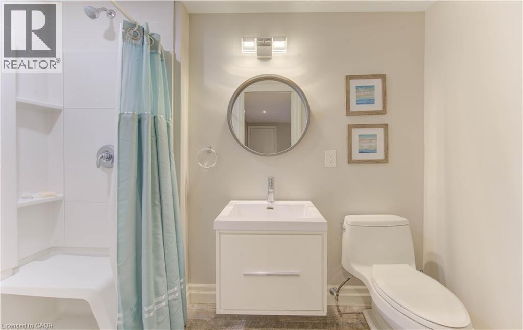 52 Edgehill Drive, Kitchener, ON - Indoor Photo Showing Bathroom