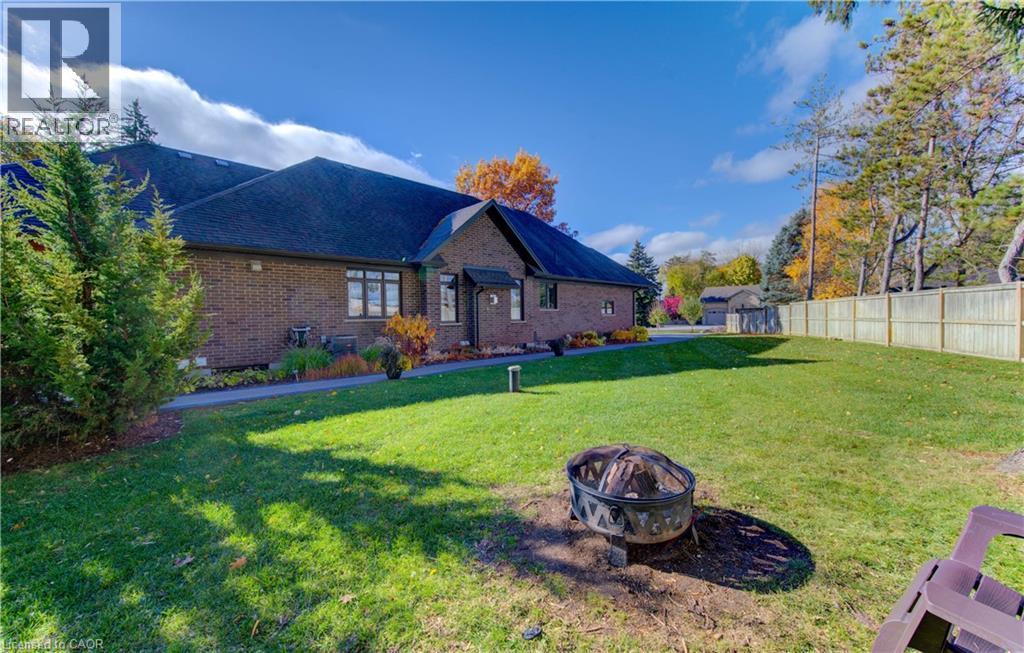 52 Edgehill Drive, Kitchener, ON - Outdoor
