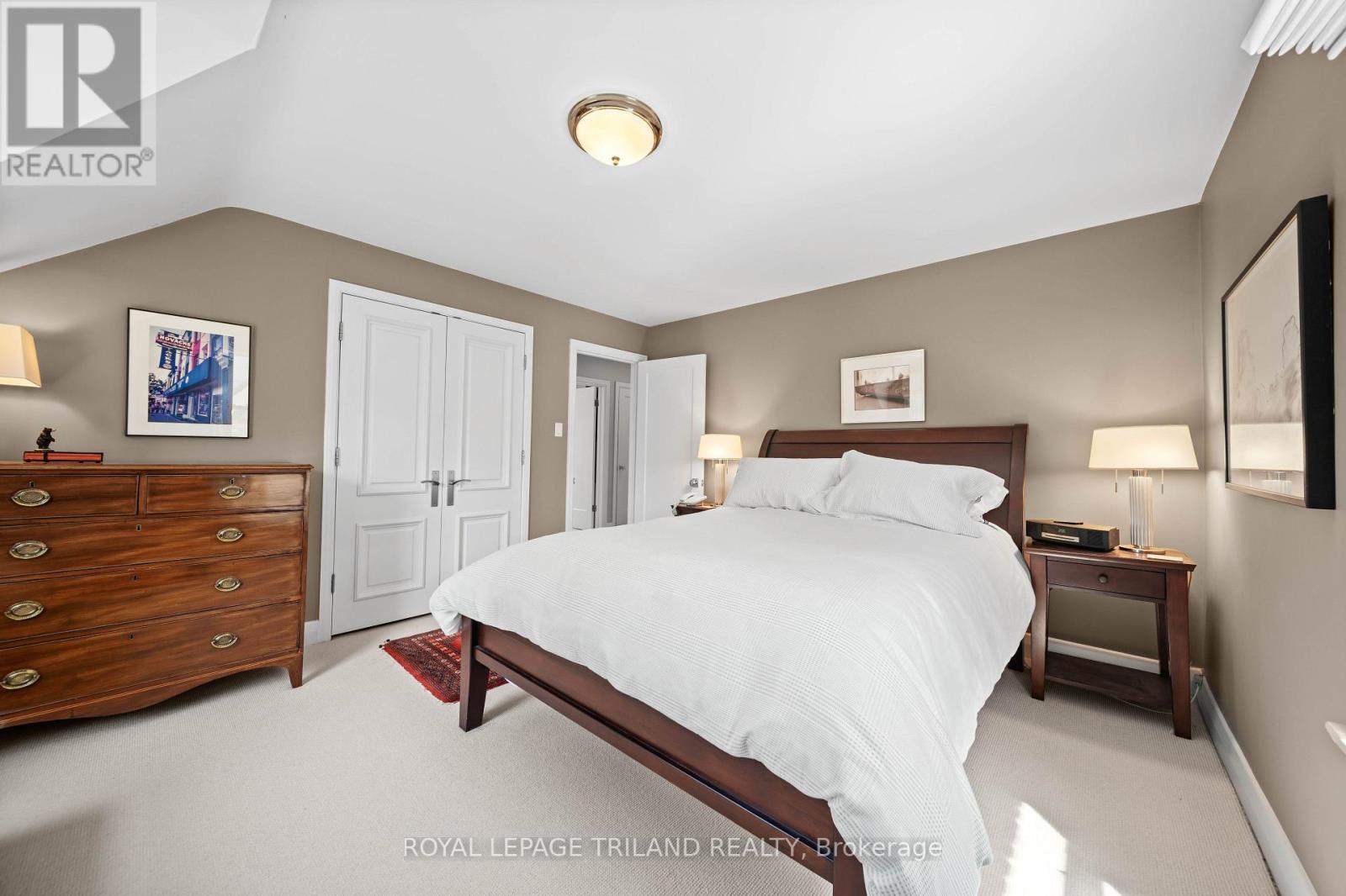 997 Maitland Street, London East (East B), ON - Indoor Photo Showing Bedroom