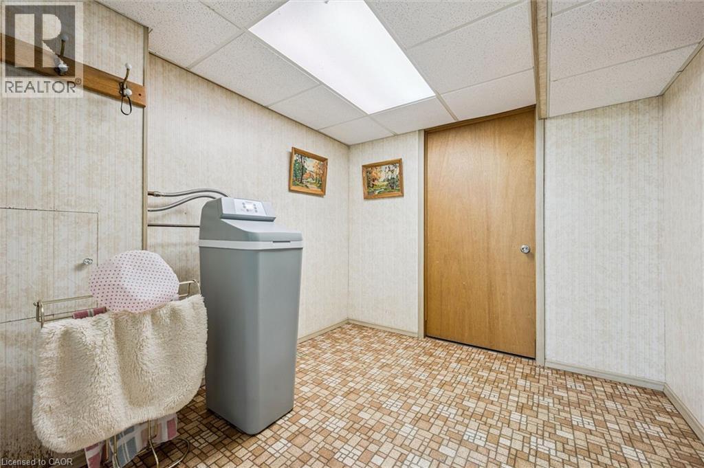 15 Cloverdale Crescent, Kitchener, ON - Indoor