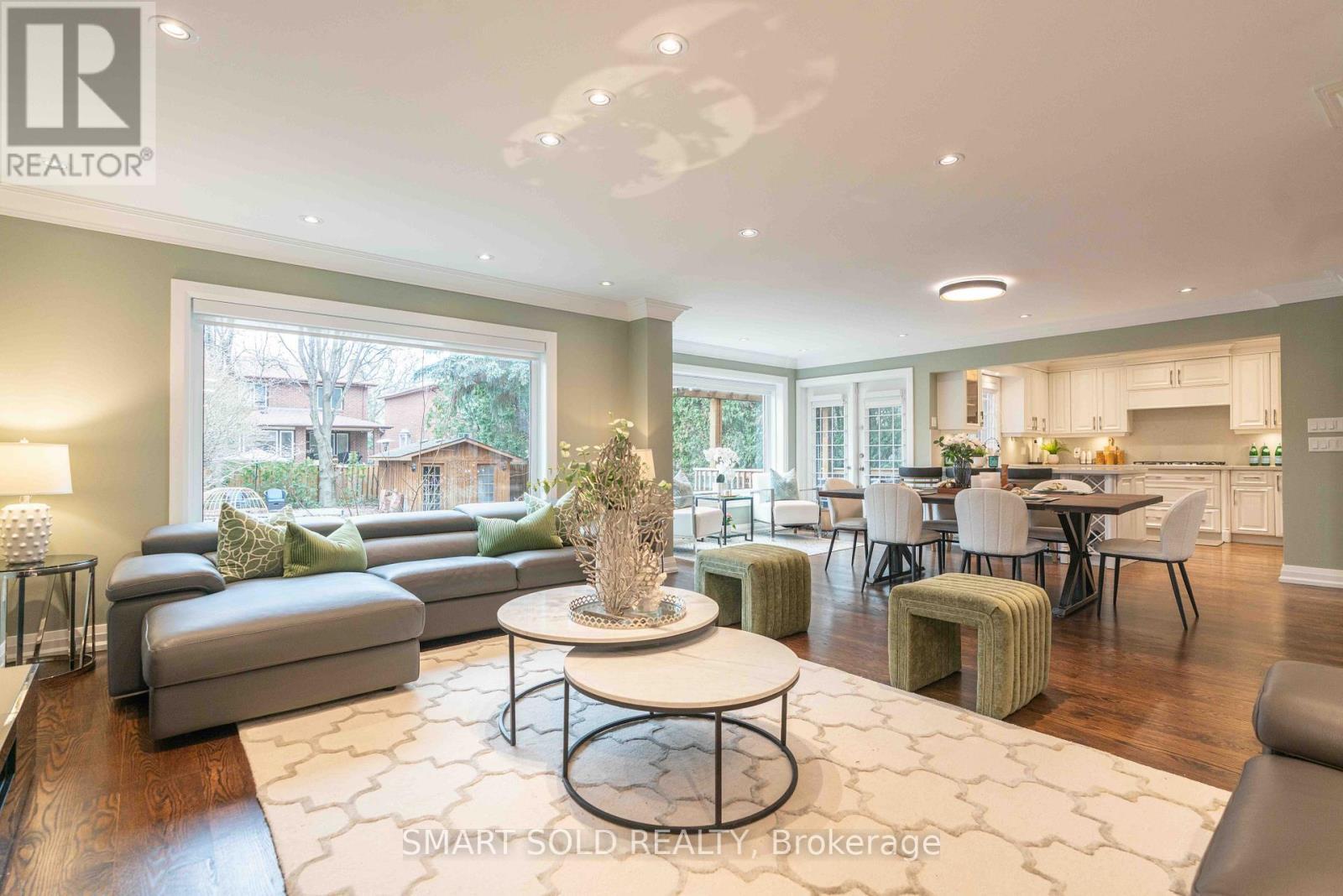 107 Arnold Avenue, Vaughan, ON - Indoor Photo Showing Other Room