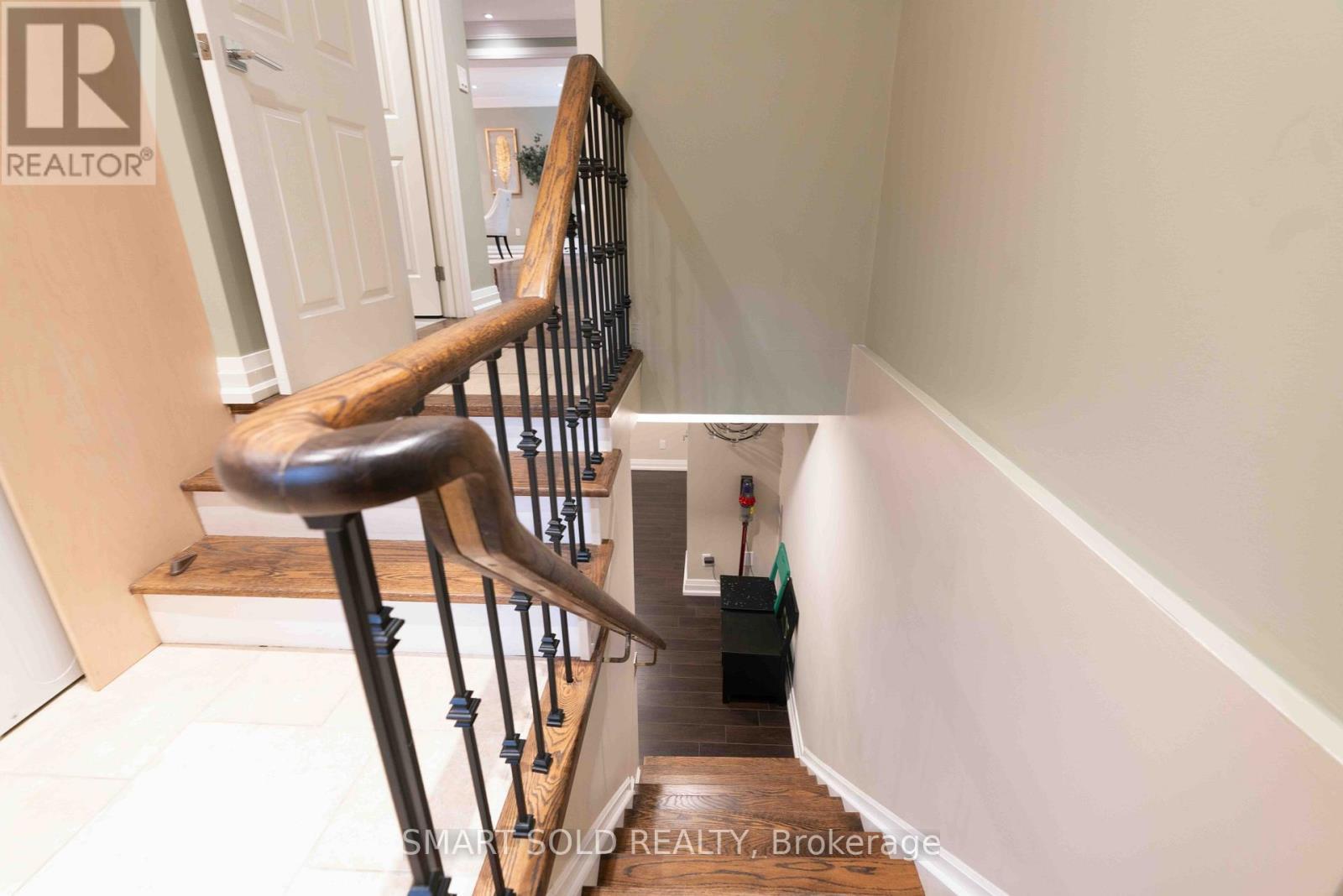 107 Arnold Avenue, Vaughan, ON - Indoor Photo Showing Other Room