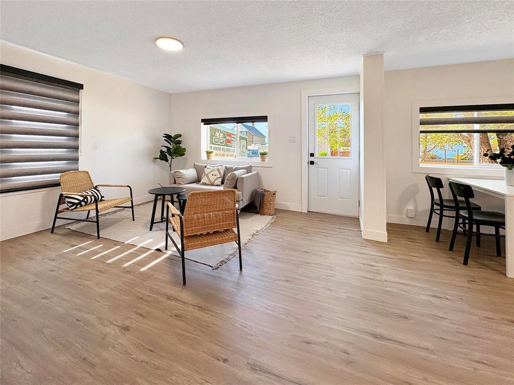 367 5Th Avenue, Rivers, MB - Indoor Photo Showing Other Room