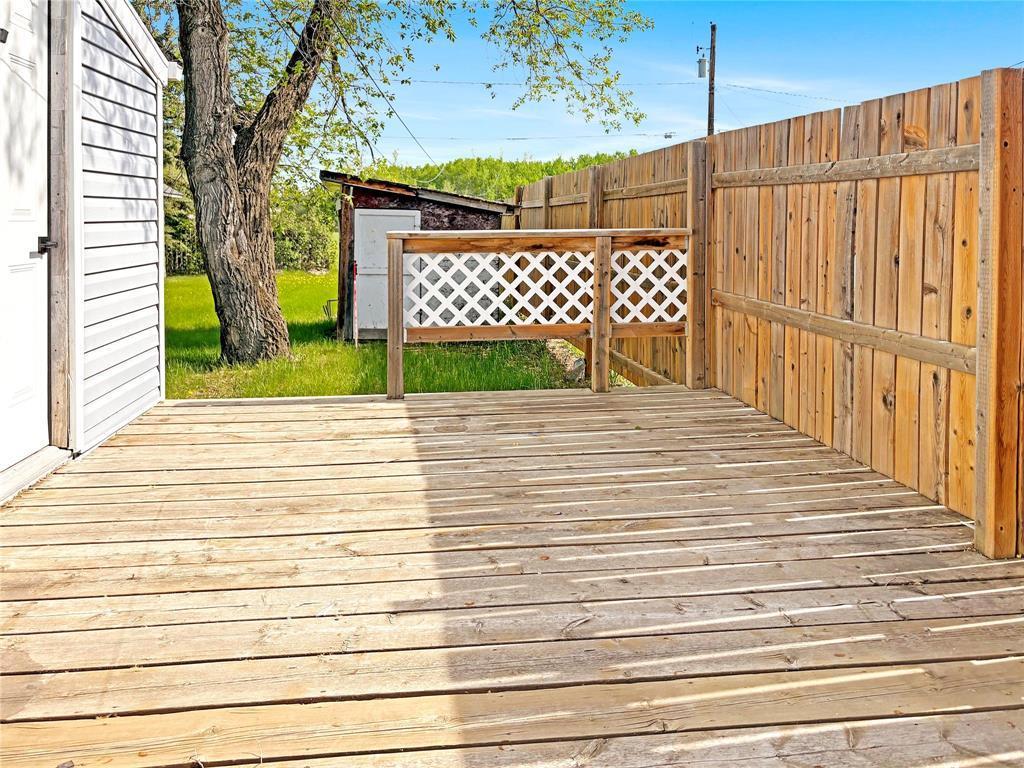 367 5Th Avenue, Rivers, MB - Outdoor With Exterior