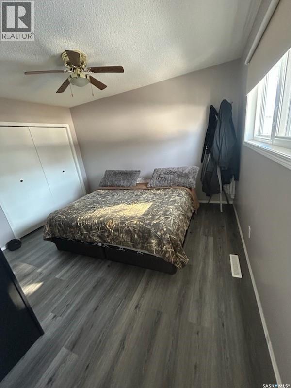 727 4Th Street, Canora, SK - Indoor Photo Showing Bedroom