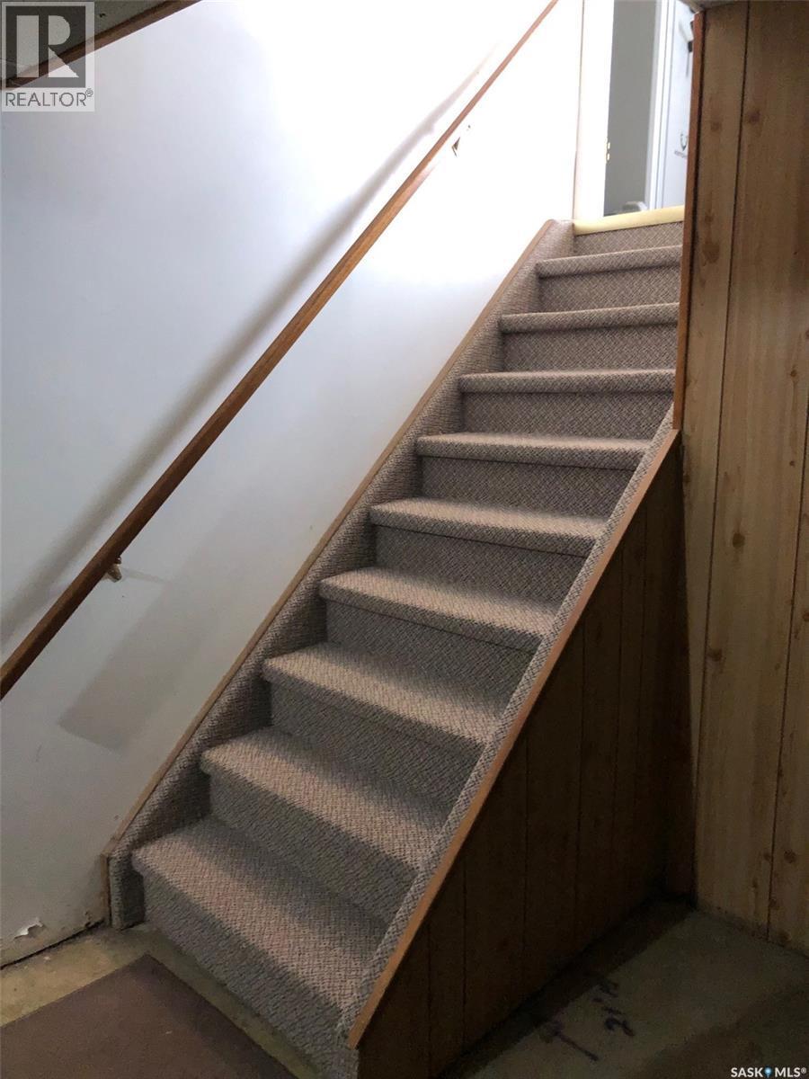 727 4Th Street, Canora, SK - Indoor Photo Showing Other Room