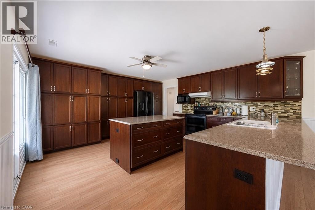 6 Dedrick Road, Port Rowan, ON - Indoor Photo Showing Kitchen