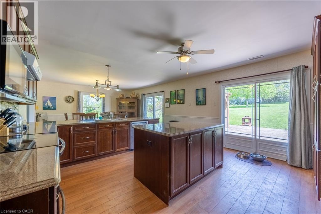 6 Dedrick Road, Port Rowan, ON - Indoor Photo Showing Kitchen