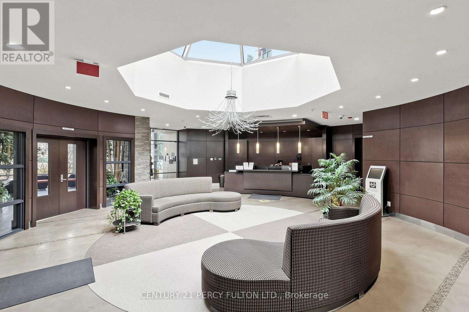 102 - 57 Upper Duke Crescent, Markham, ON - Indoor