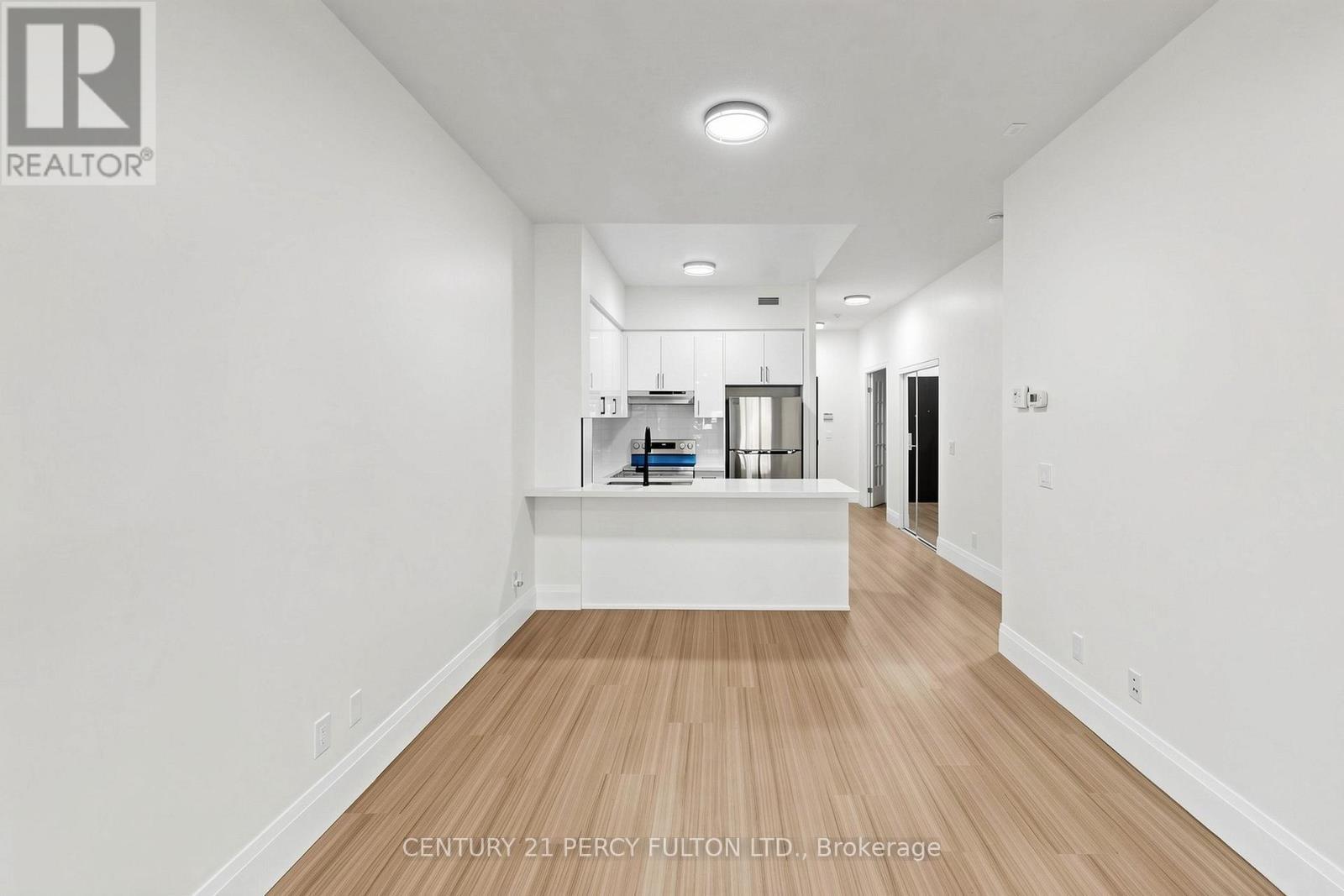 102 - 57 Upper Duke Crescent, Markham, ON - Indoor