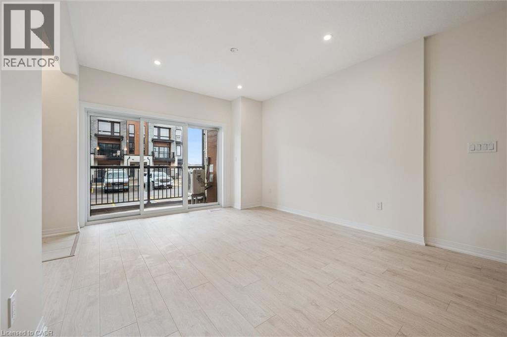525 Erinbrook Drive Unit# C052, Kitchener, ON - Indoor Photo Showing Other Room