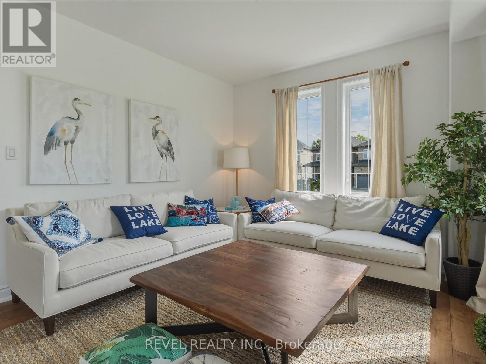 63 Wood Crescent, Essa, ON