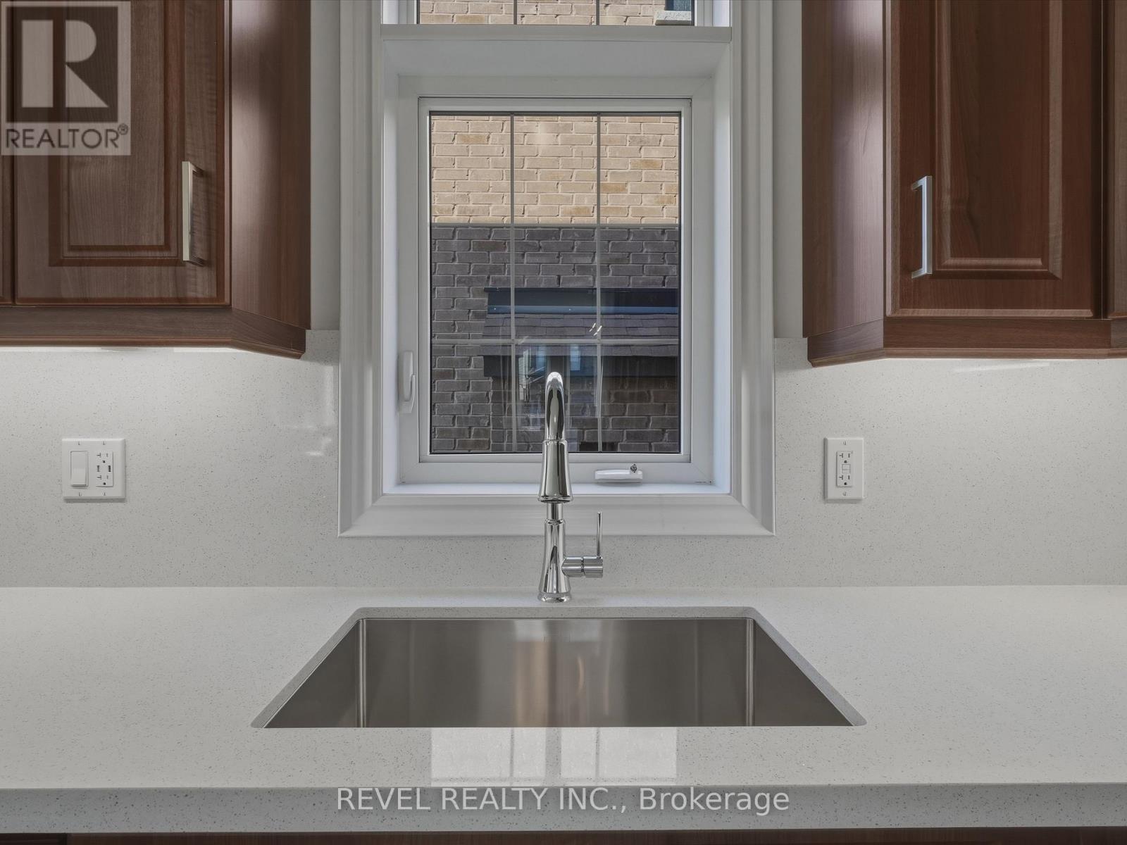 63 Wood Crescent, Essa, ON