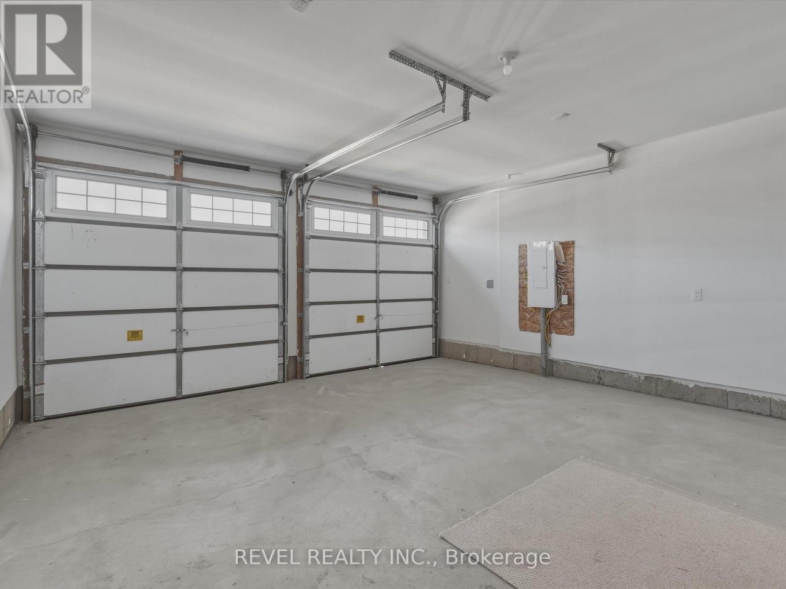 63 Wood Crescent, Essa, ON