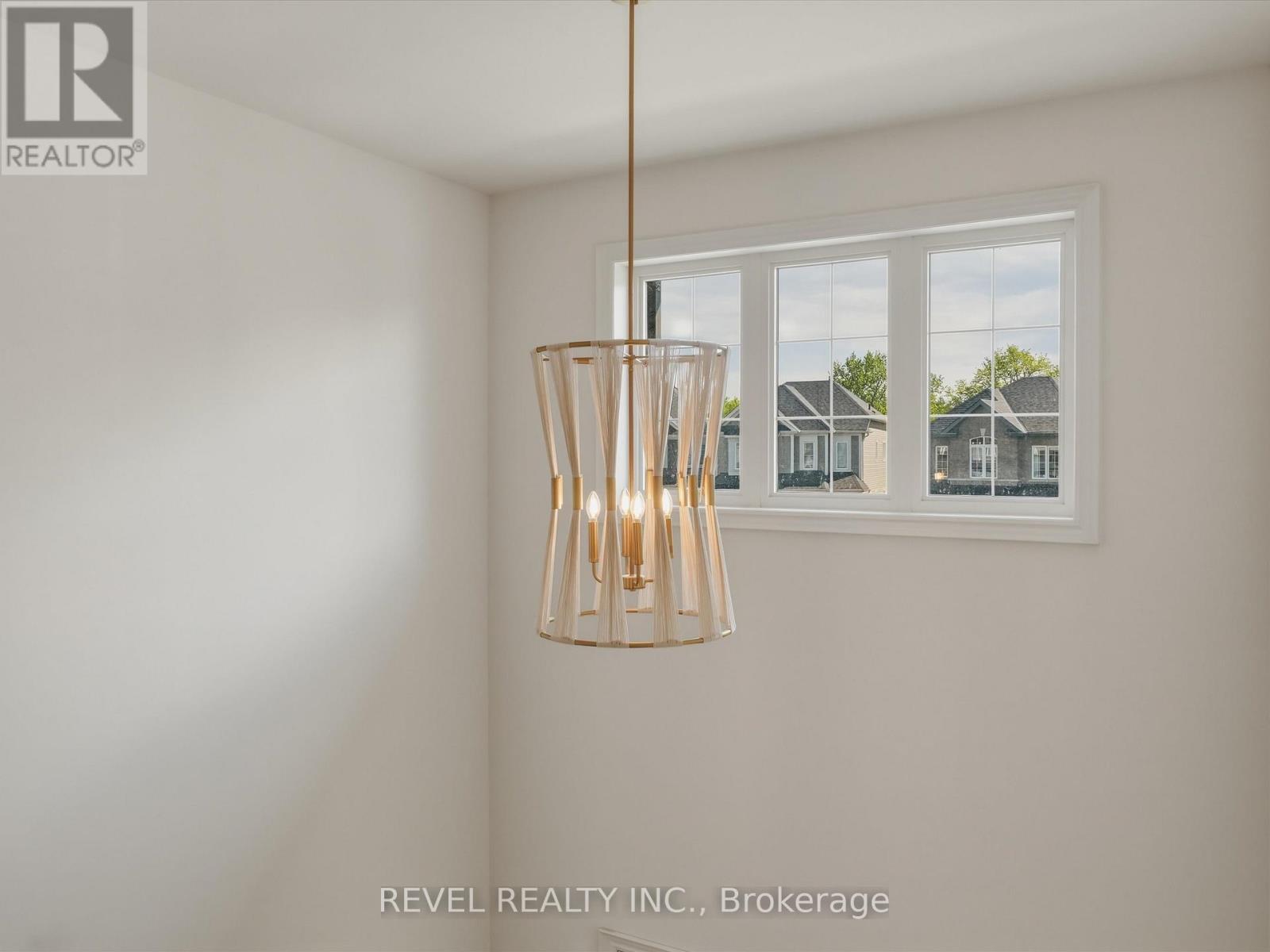 63 Wood Crescent, Essa, ON