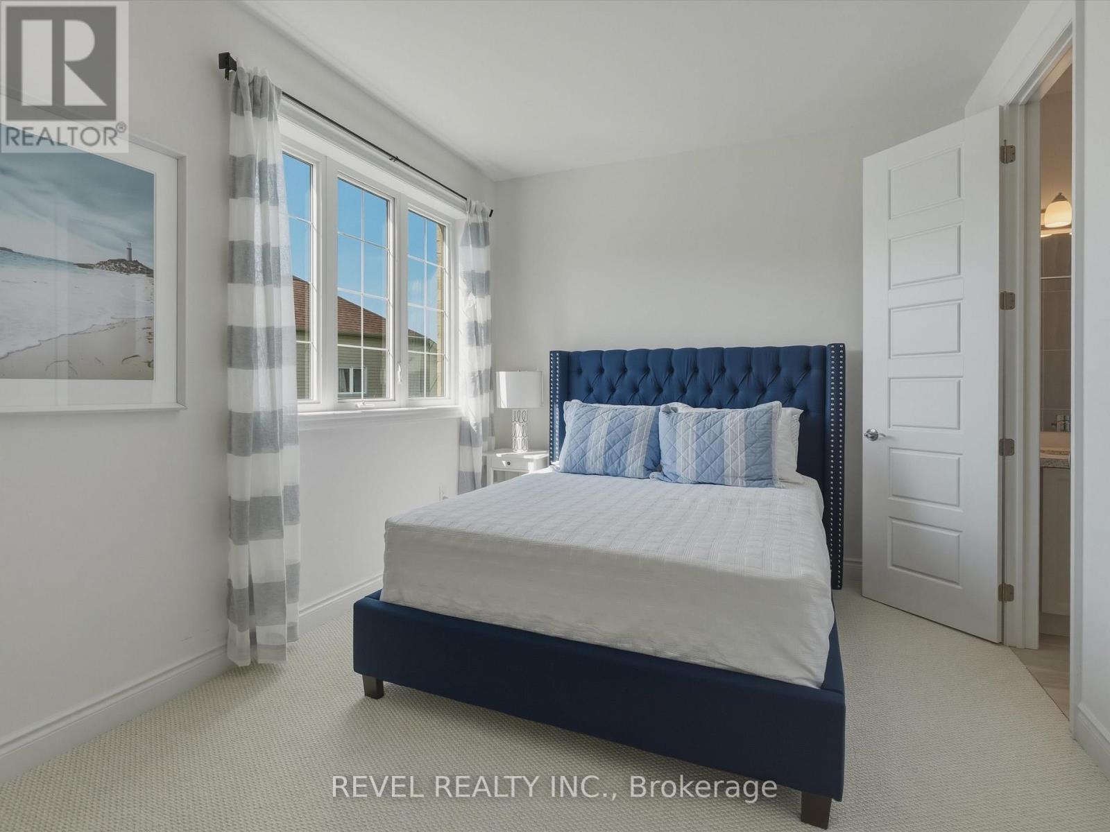 63 Wood Crescent, Essa, ON