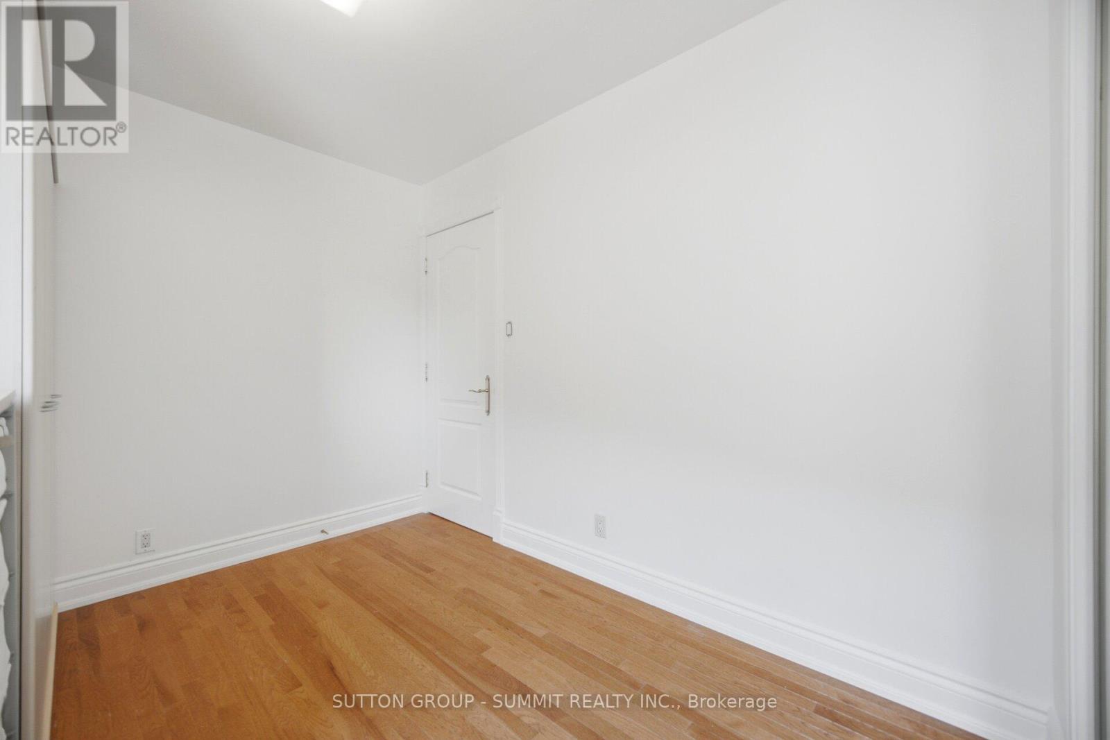 63 Chamberlain Avenue, Toronto, ON