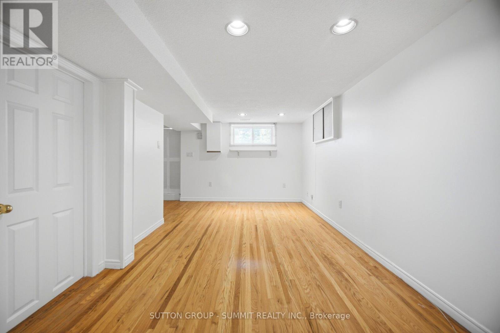 63 Chamberlain Avenue, Toronto, ON