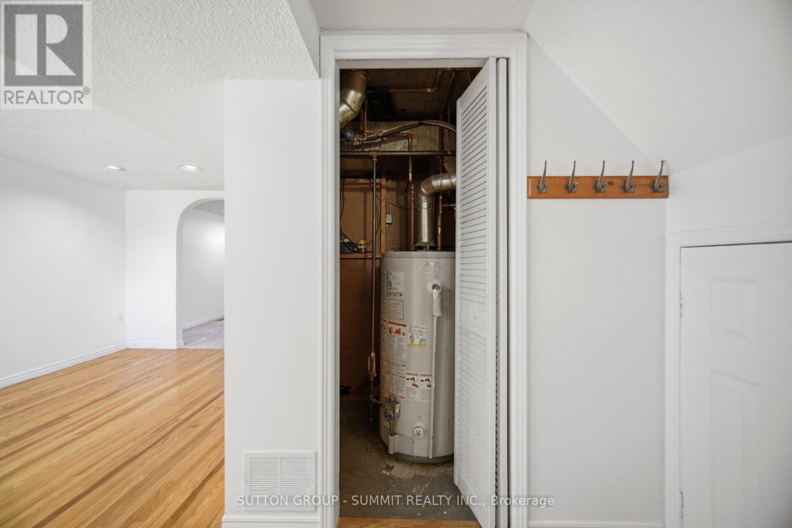 63 Chamberlain Avenue, Toronto, ON