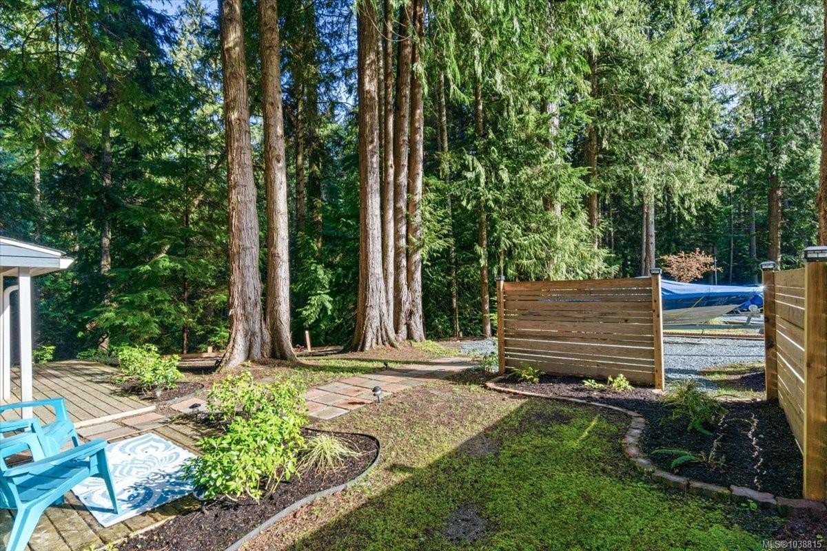 324 Chester Rd, Qualicum Beach, BC
