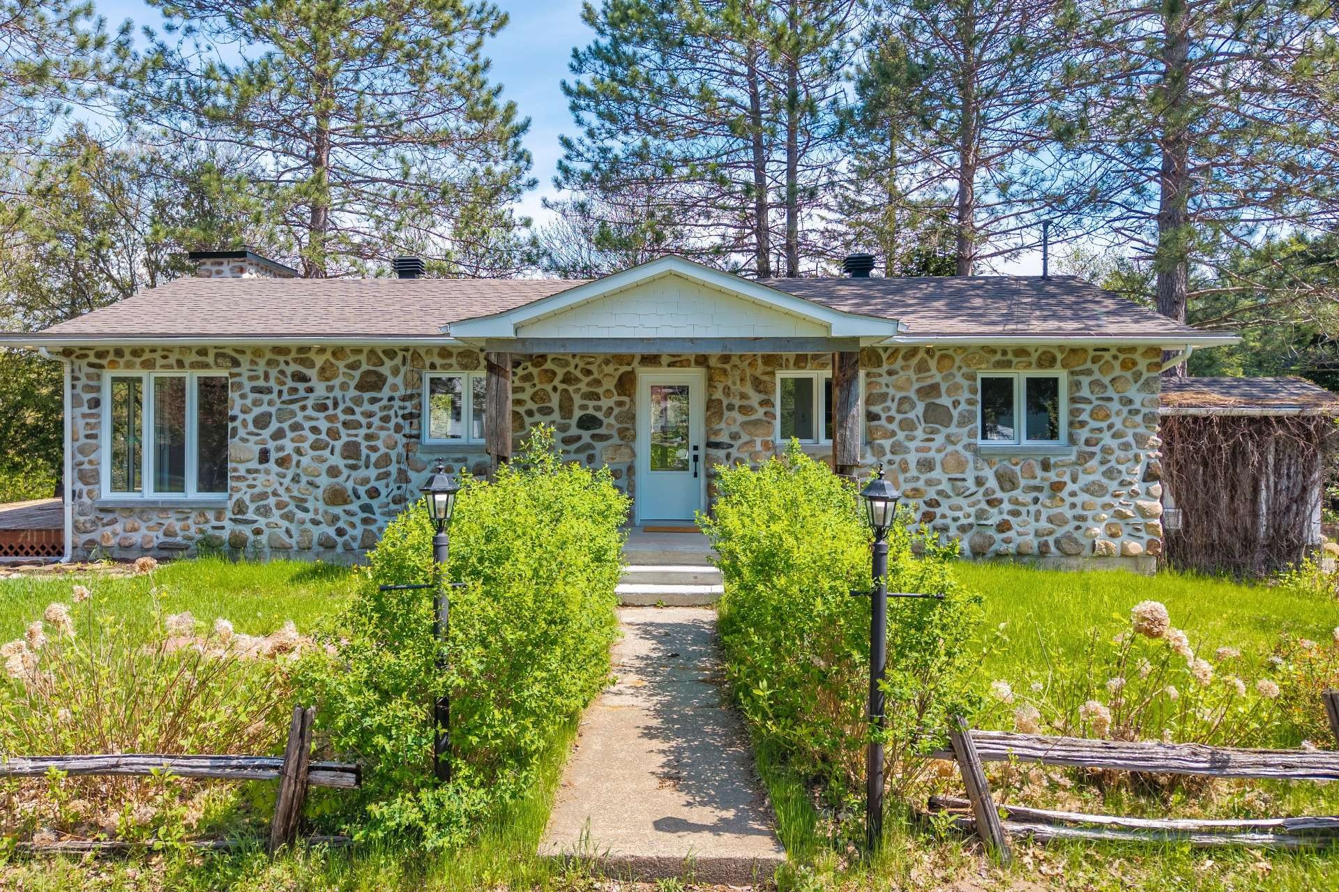 Front of Structure - 160 Rue L'Allier, Labelle, QC - Outdoor