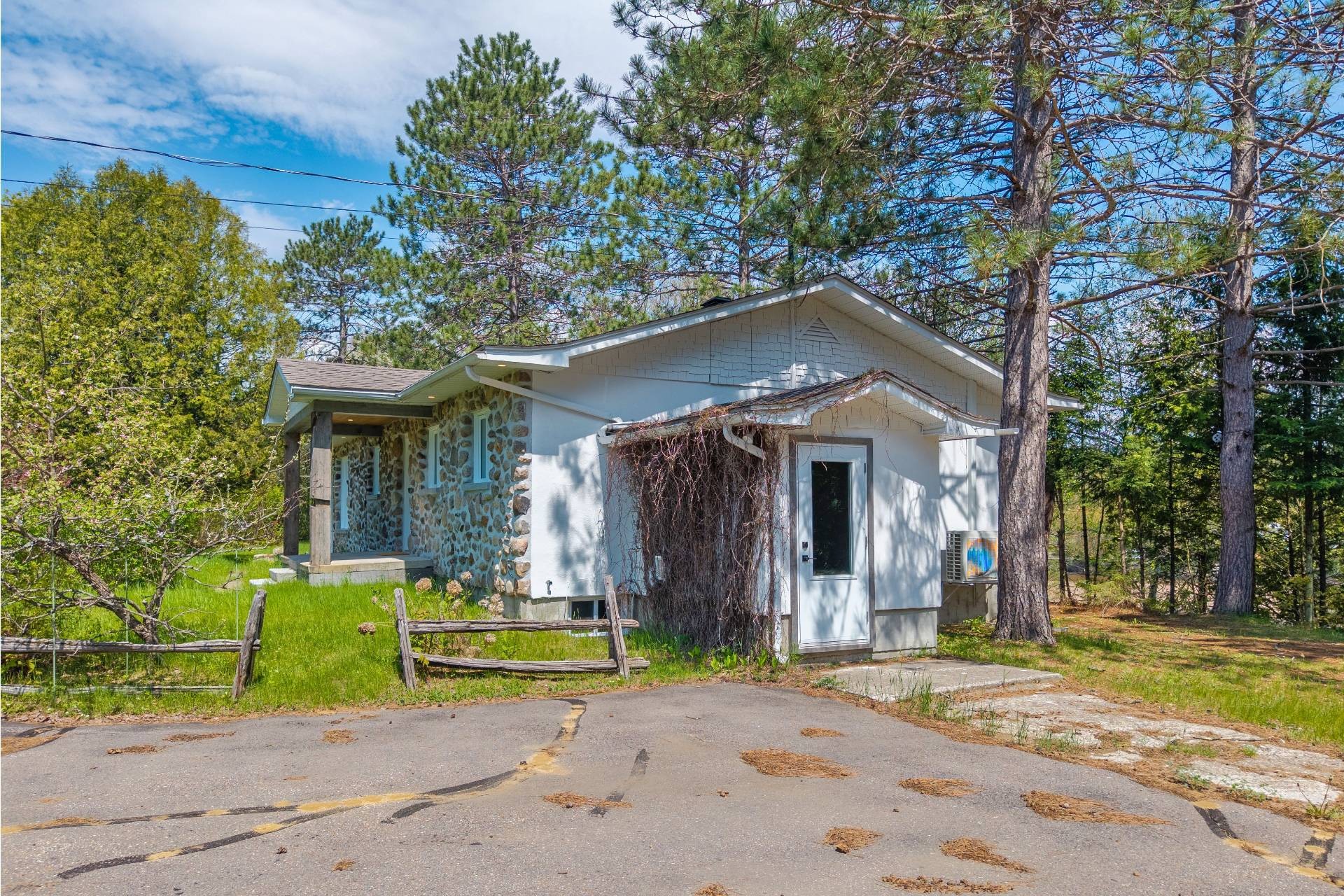 Front of Structure - 160 Rue L'Allier, Labelle, QC - Outdoor