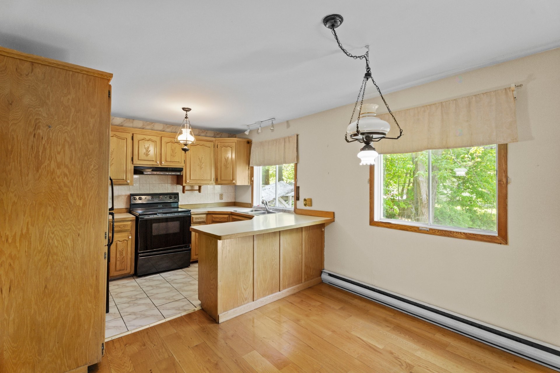 Kitchen - 1780 Rue Cedar, Mascouche, QC - Indoor Photo Showing Kitchen