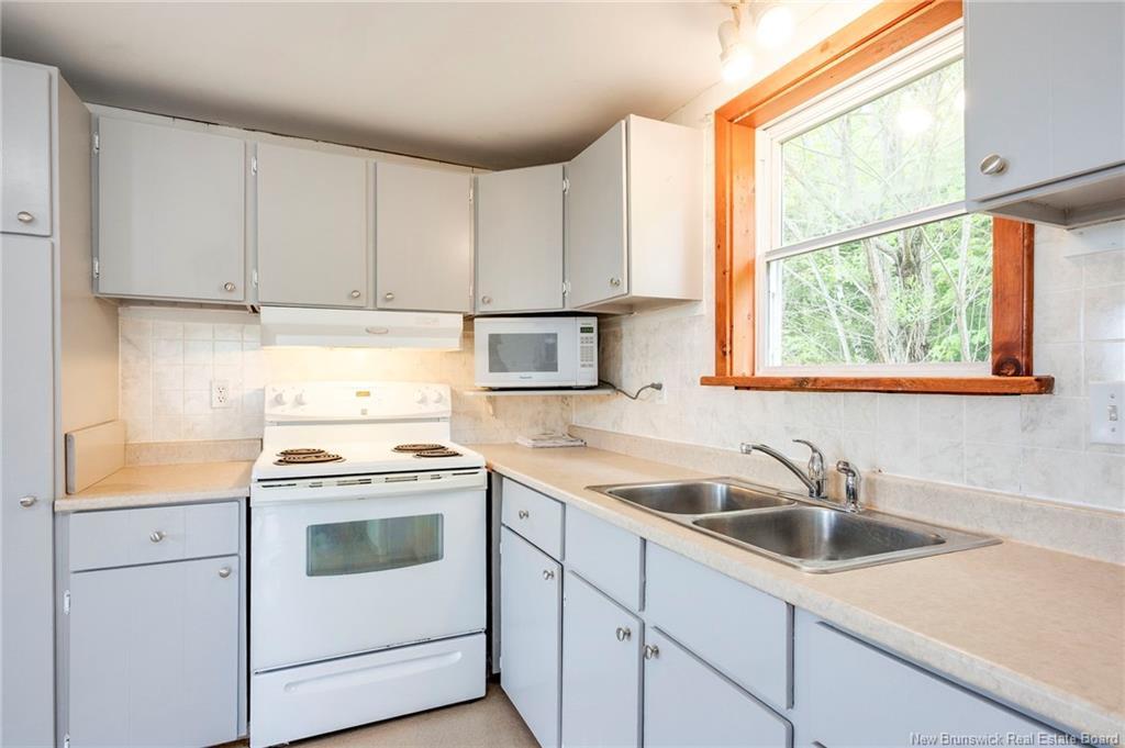41 Mcleod Rd, Saint John, NB