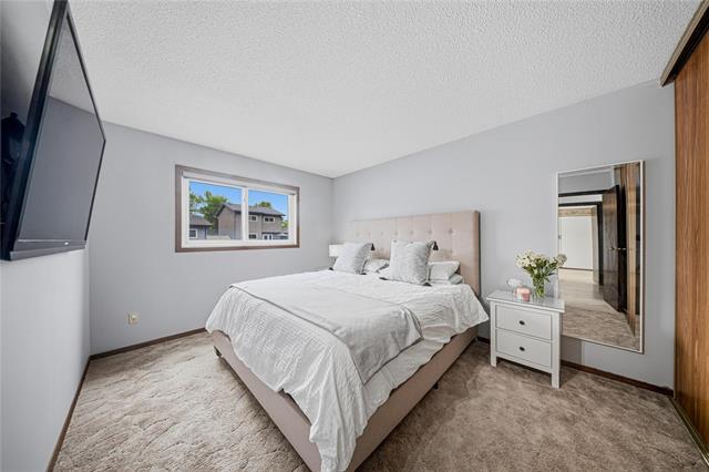 11 Arbor Grv, Winnipeg, MB
