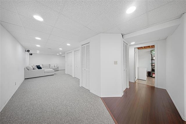 11 Arbor Grv, Winnipeg, MB