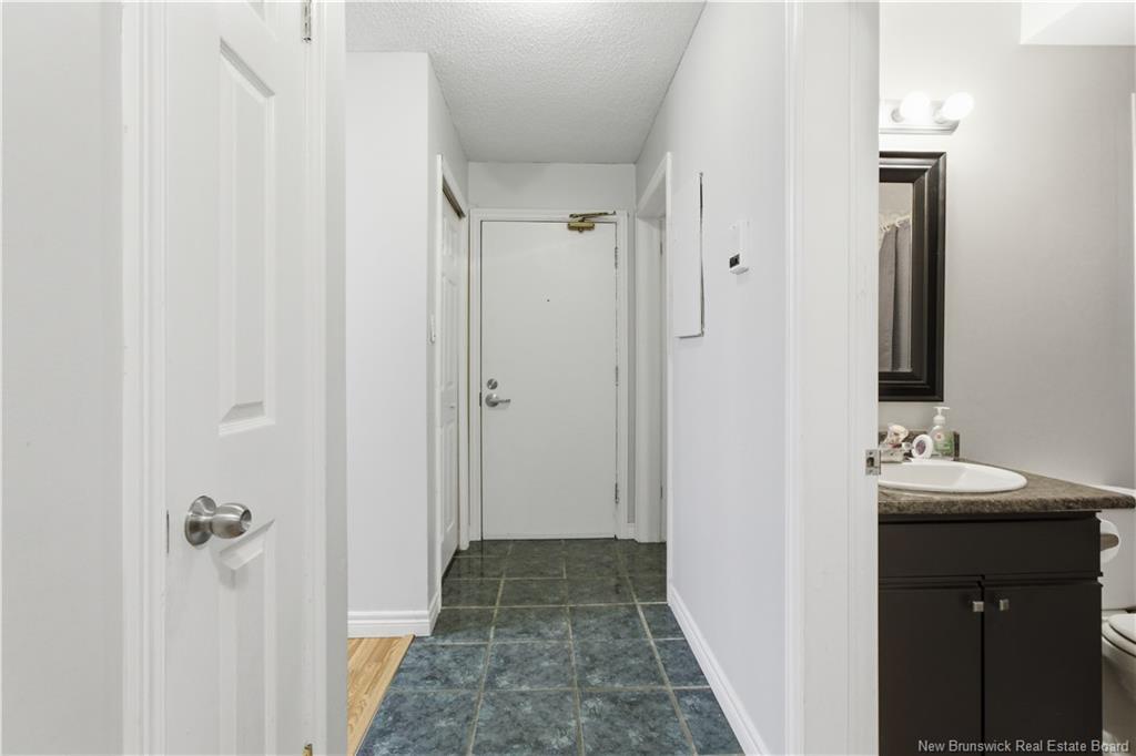 4-109 Biggs St, Fredericton, NB