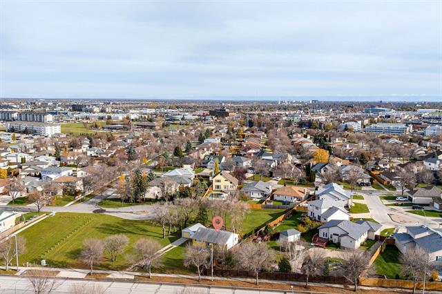 195 Pipeline Rd, Winnipeg, MB