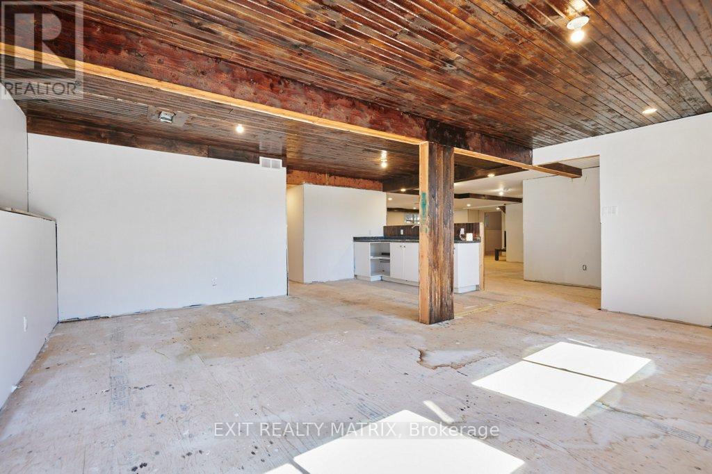 Kitchen hook ups all there. - 2750 Eldo Street, Ottawa, ON - Indoor