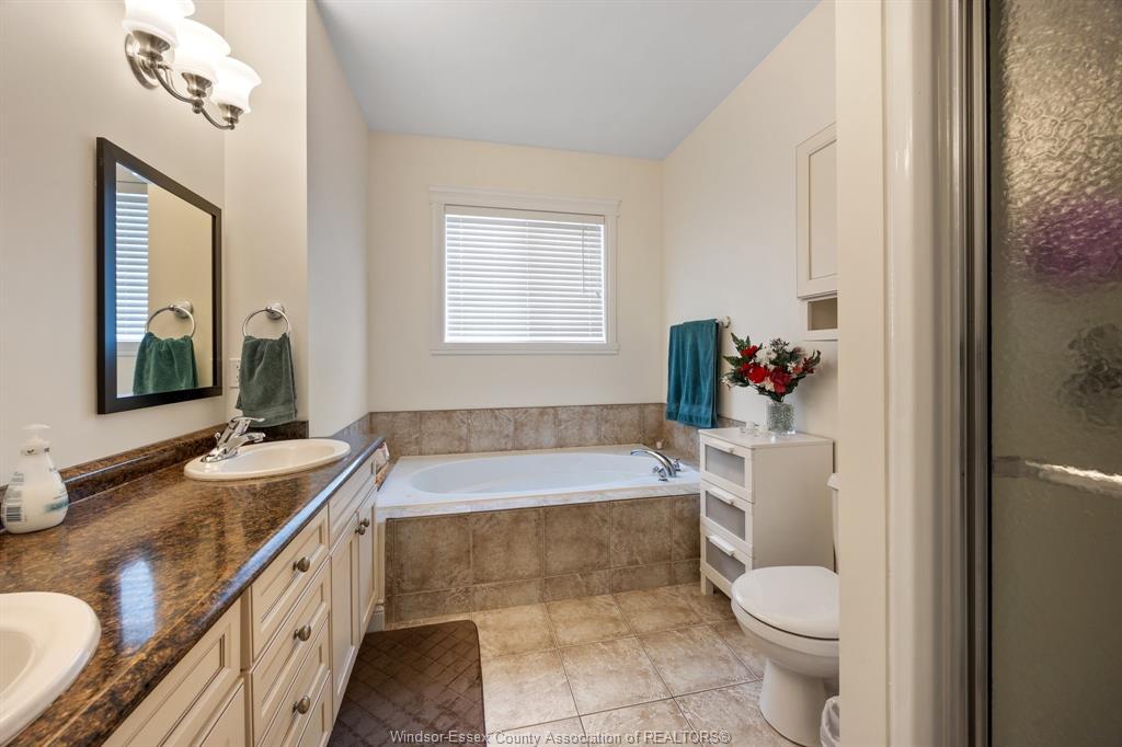 26 Marshwoods Boulevard, Kingsville, ON