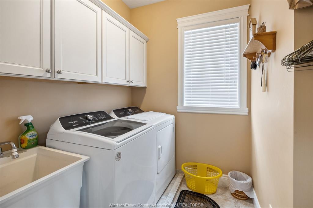 26 Marshwoods Boulevard, Kingsville, ON