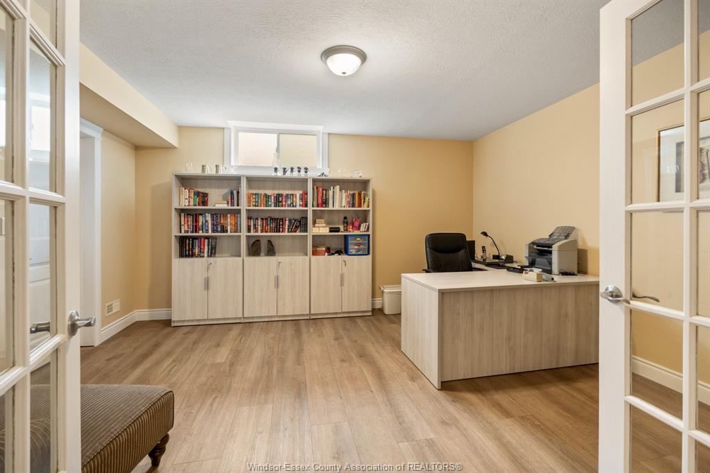 26 Marshwoods Boulevard, Kingsville, ON